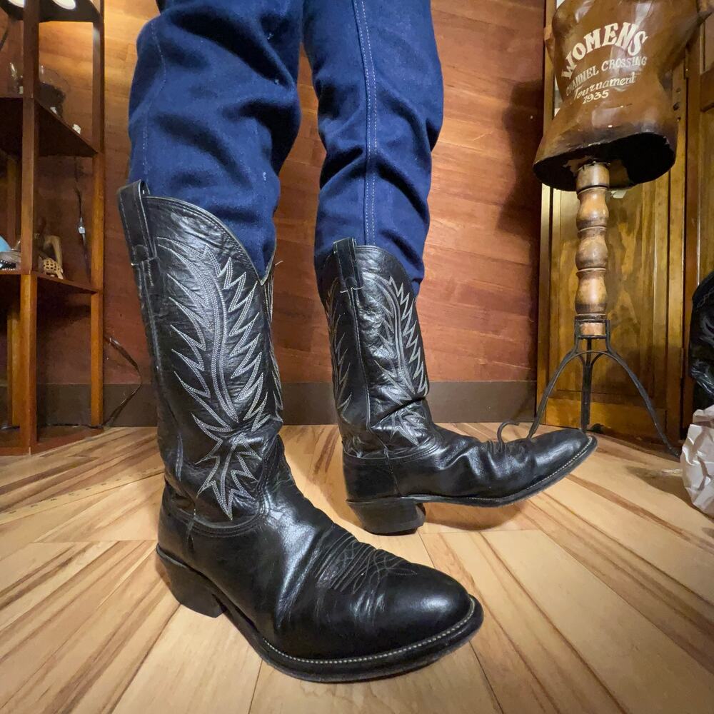 VINTAGE Nocona Imperfect Black Cowboy Boots Size 10.5 D Western Embroidered